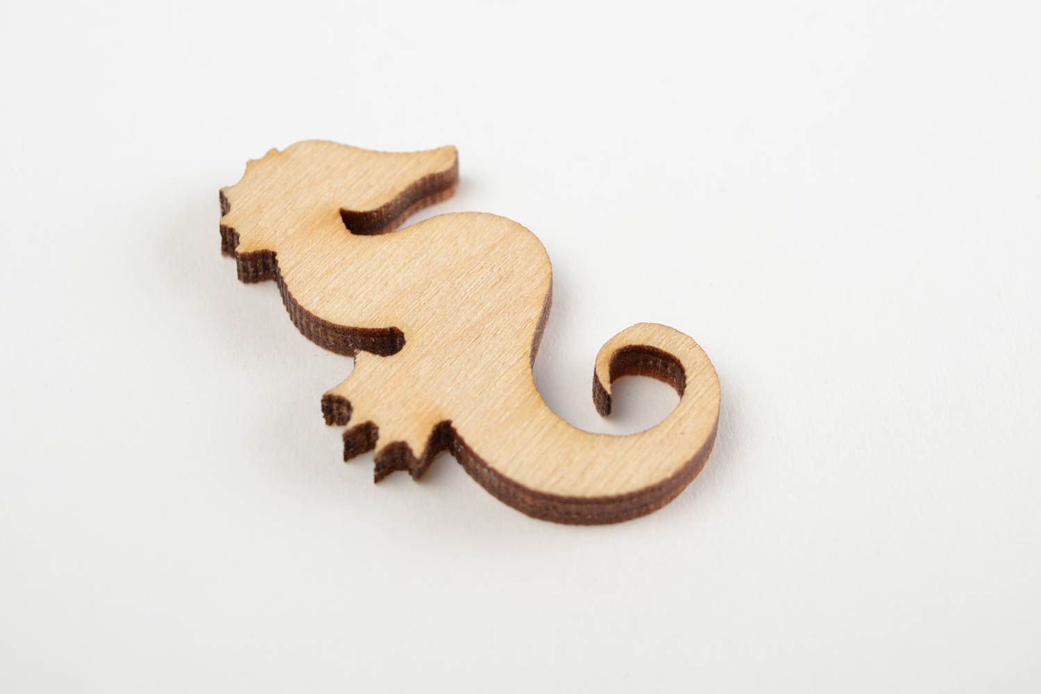 Handgemachte kleine Figur zum Bemalen  Miniatur Figur Holz Rohling Seepferd foto 4