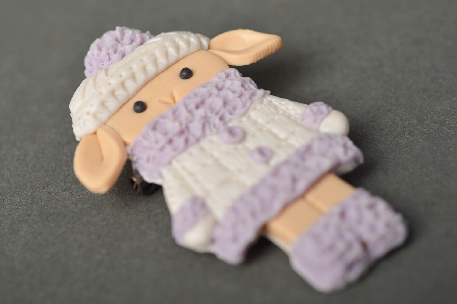 Broche hecho a mano en forma de ovejita regalo personalizado accesorio de moda foto 1