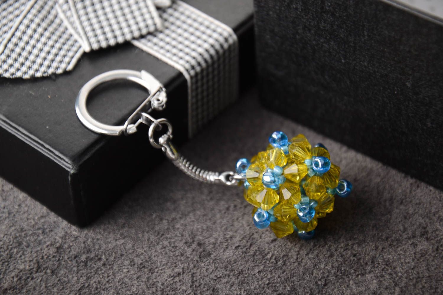 Hochwertiger Schlüsselanhänger handmade ausgefallenes Geschenk Mode Accessoire foto 1