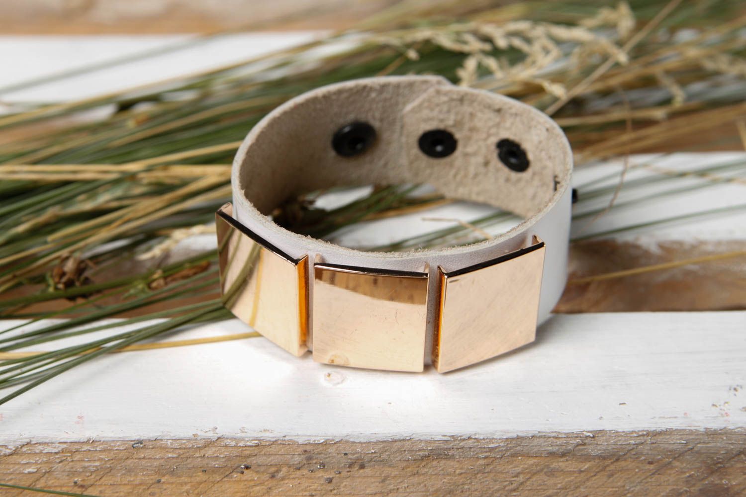Handmade designer leather bracelet stylish wide bracelet wrist accessory photo 1