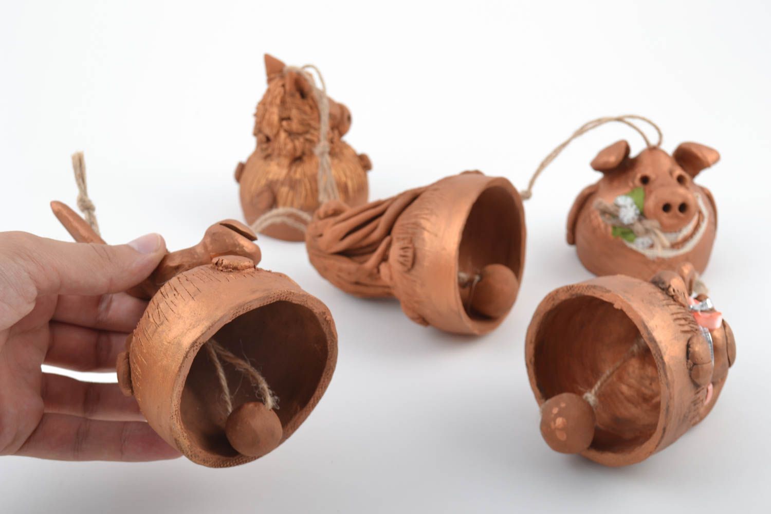 Колокольчики из глины ручной работы глиняные сувениры авторская керамика набор фото 5