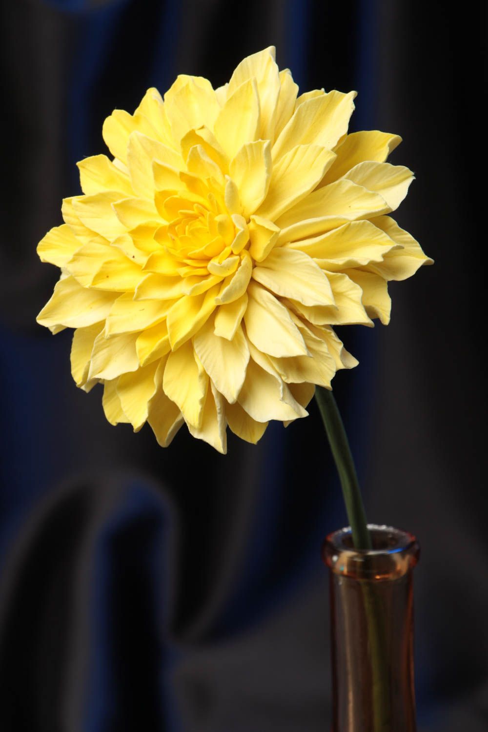 Fleur artificielle chrysanthème jaune en pâte polymère grande faite main photo 1