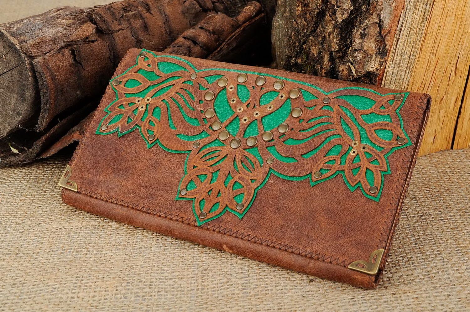 Woman's purse made of natural leather photo 1