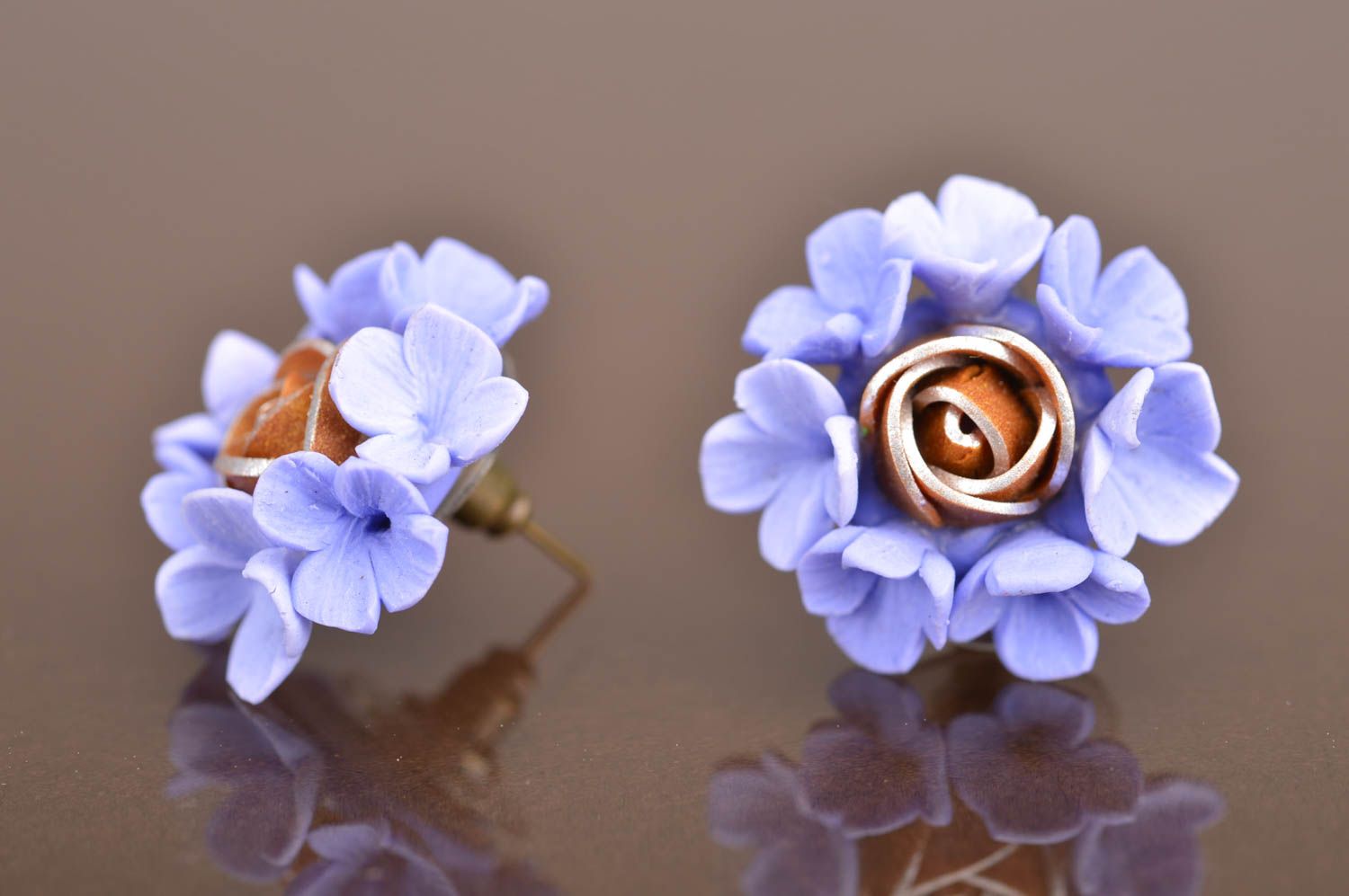 Blue beautiful handmade stud earrings made of polymer clay in shape of flowers photo 3
