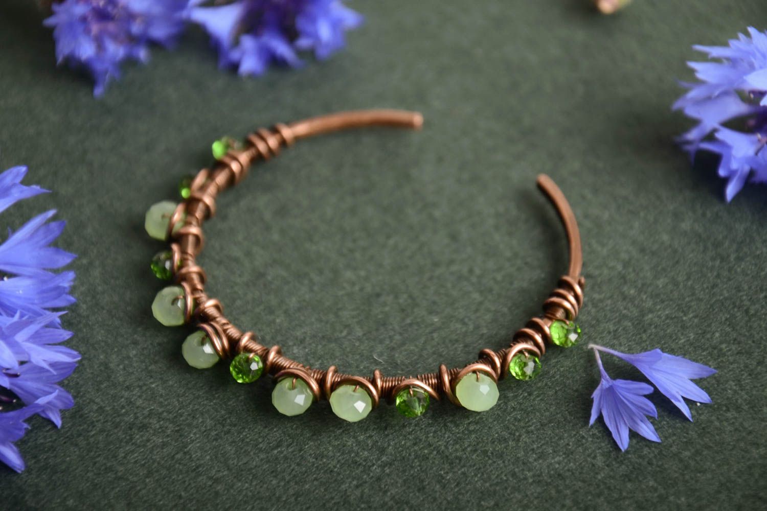 Handmade laconic wire wrap copper wrist bracelet with quartz beads for women photo 1