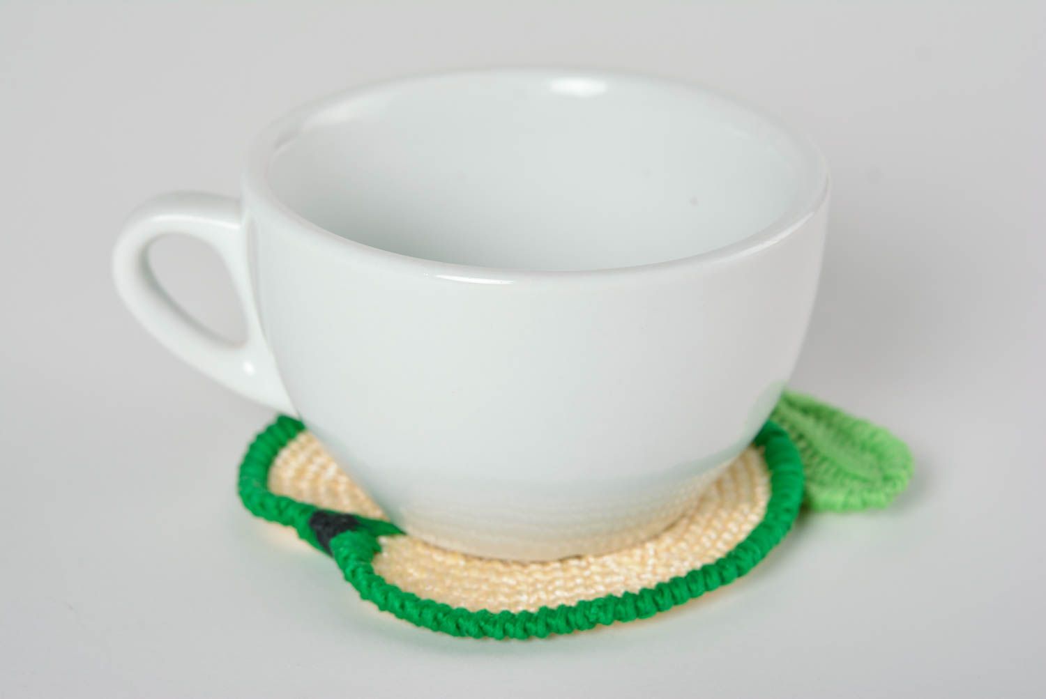 Tassen Untersetzer handmade Küchen Zubehör Häkel Accessoires grün beige  foto 2