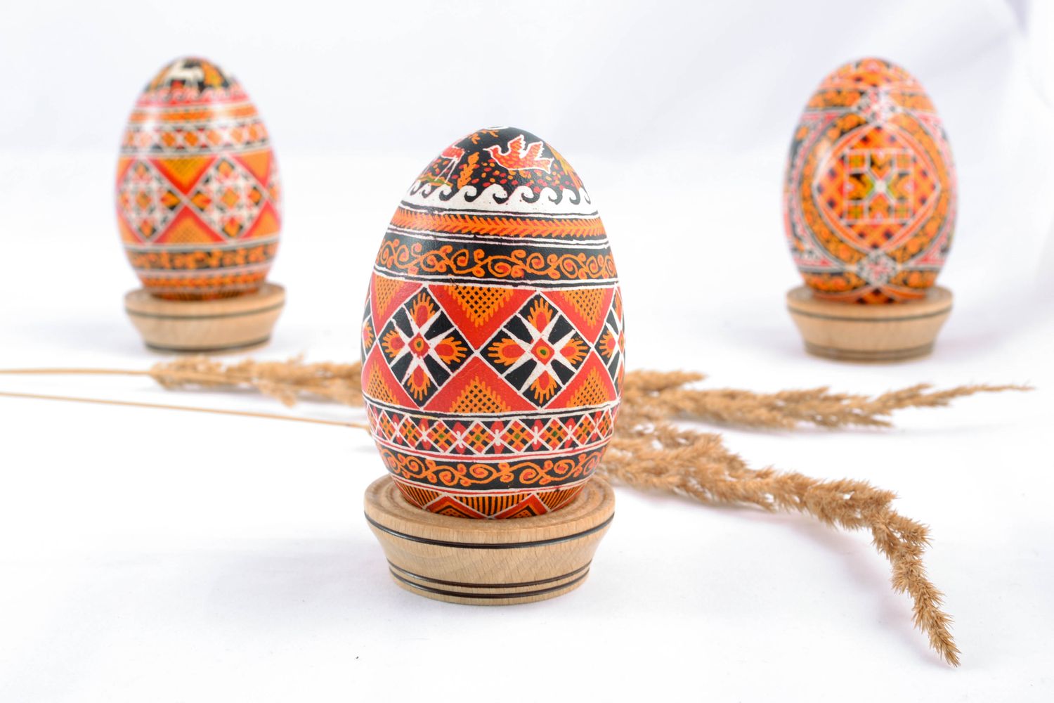 Huevo de Pascua pintado con motivos animales foto 1