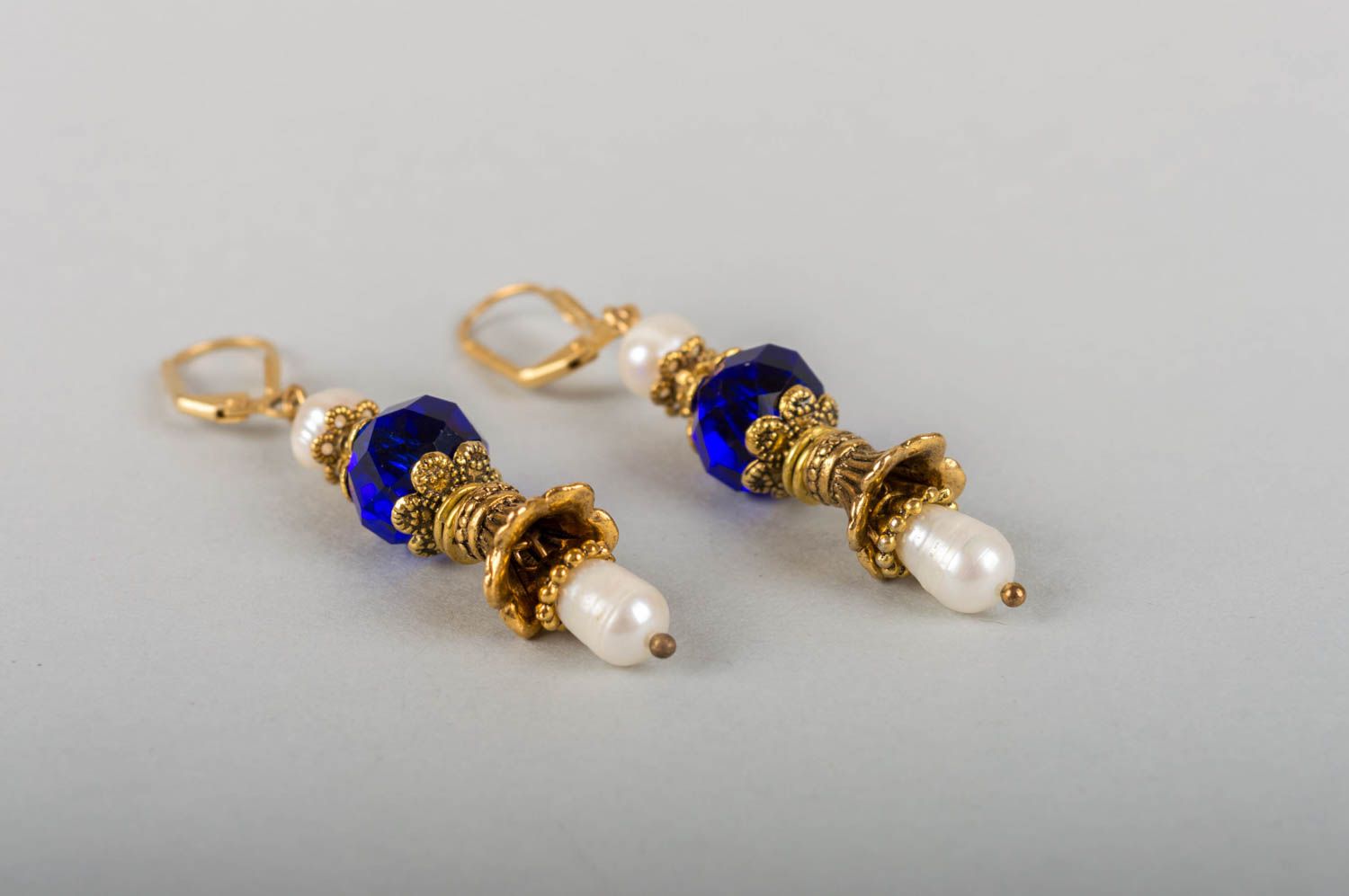 Handmade long evening brass earrings with pearl and crystal beads photo 4