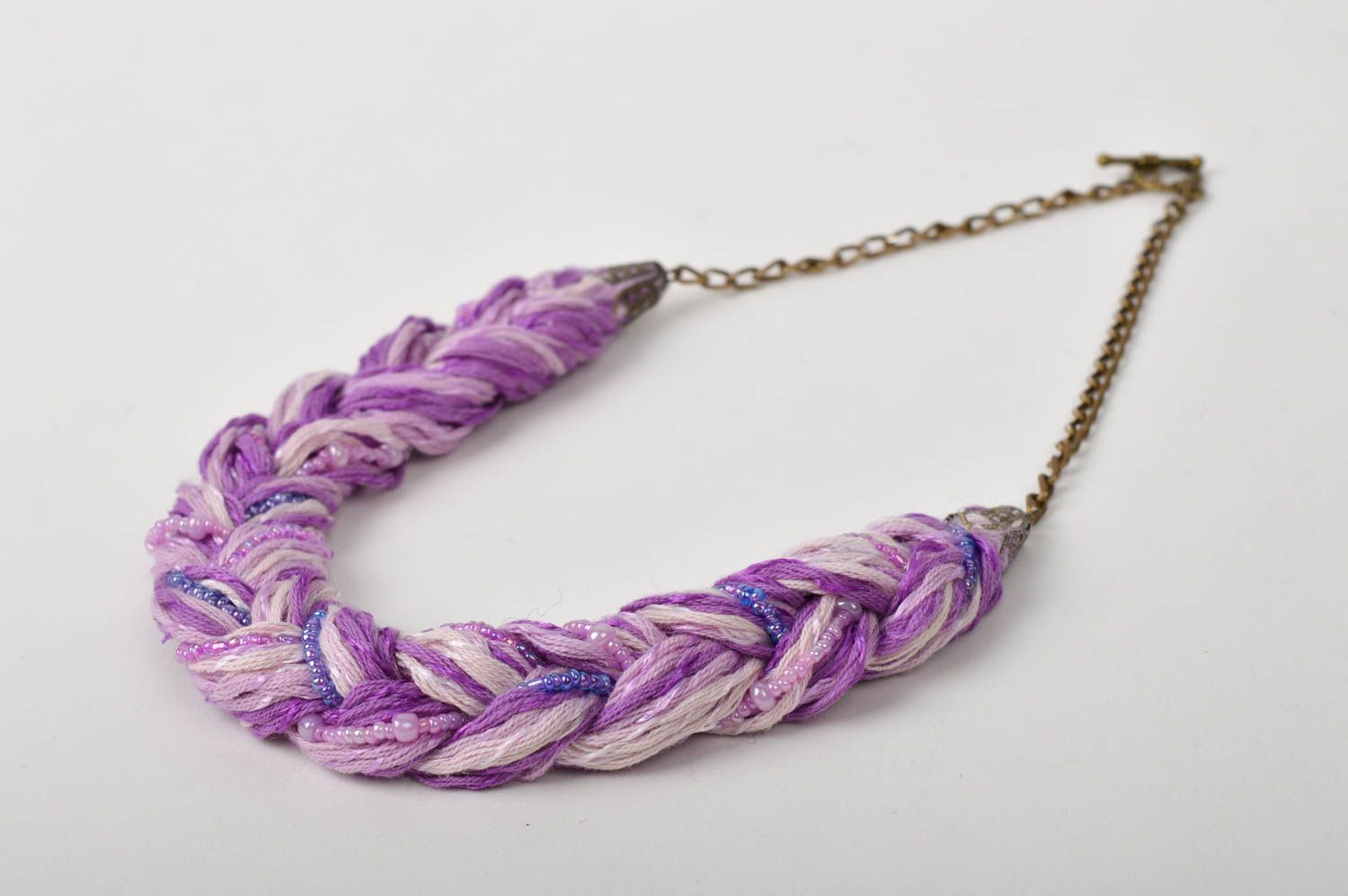 Collier tressé violet Bijou fait main fils coton perles rocaille Cadeau femme photo 2