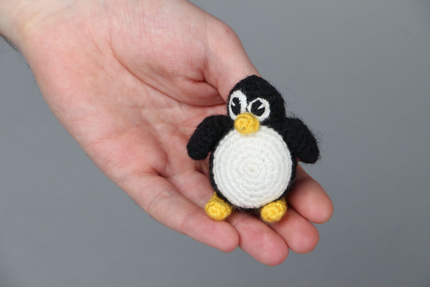 Jouet mou tricoté pingouin sympa photo 3