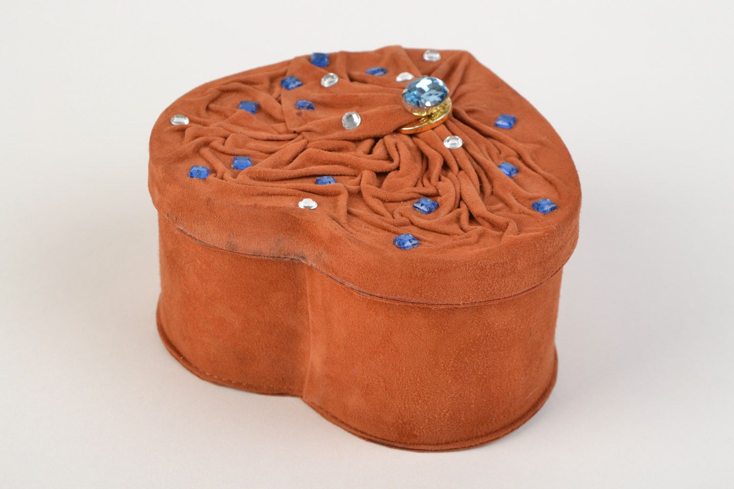 Decorative handmade heart-shaped jewelry box trimmed with leather home decor photo 5