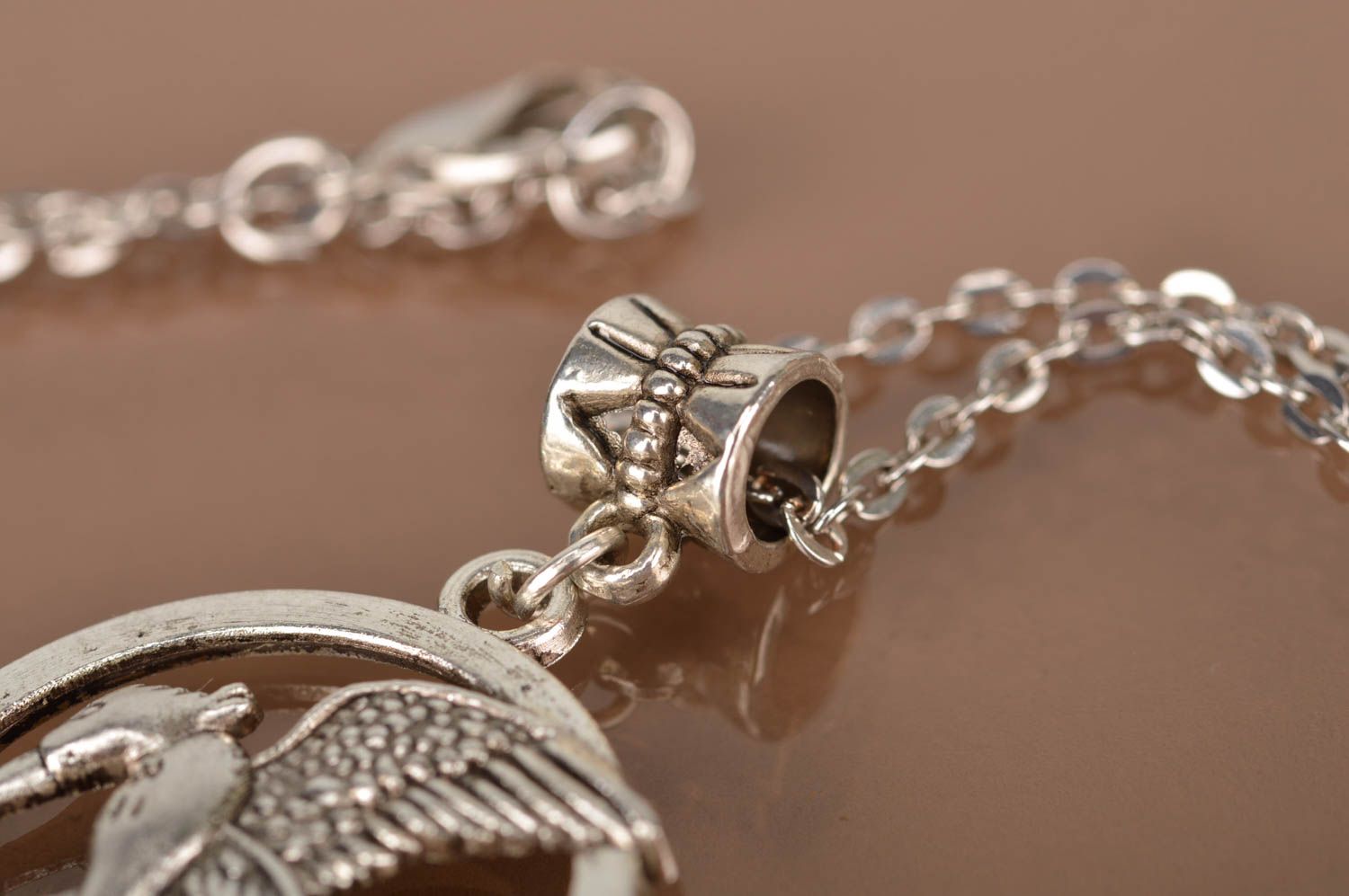 Pendentif en métal Bijoux fait main oiseau Accessoire femme original chaînette  photo 5