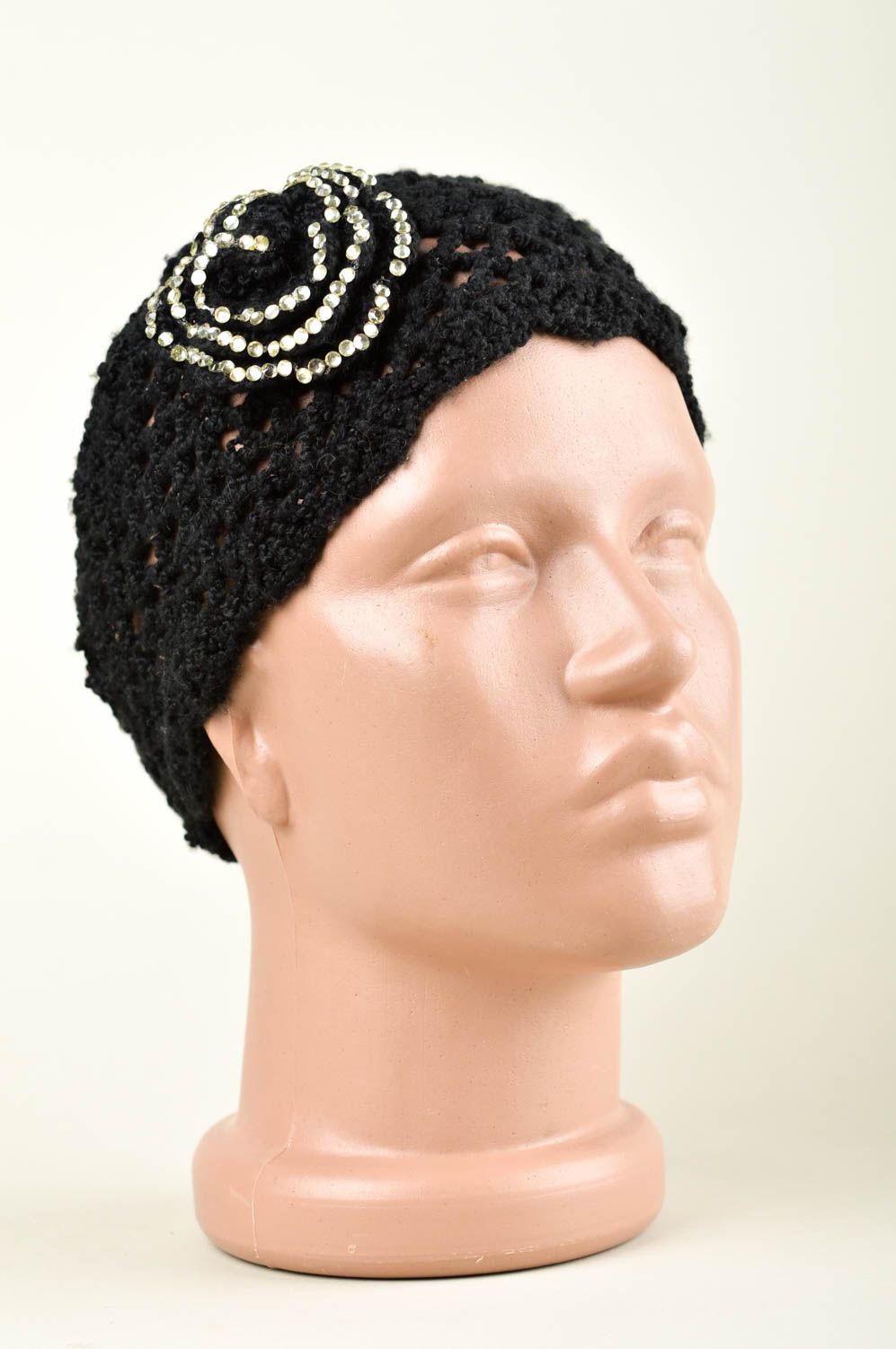 Bandeau Cache-oreilles fait main noir tricoté au crochet Accessoire femme photo 1