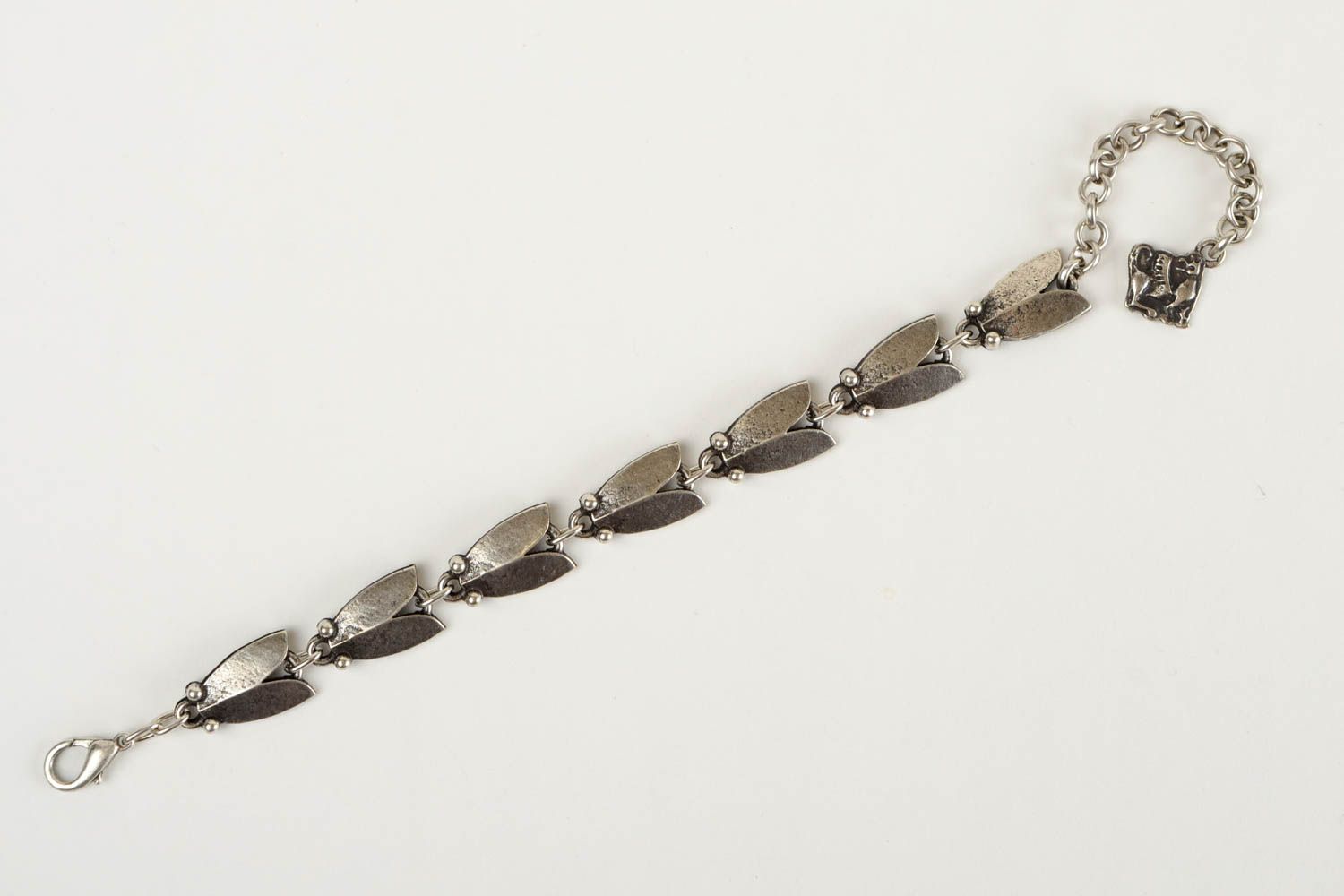 Handmade Schmuck Armband aus Metall Frauen Accessoire Designer Schmuck Tulpen foto 3