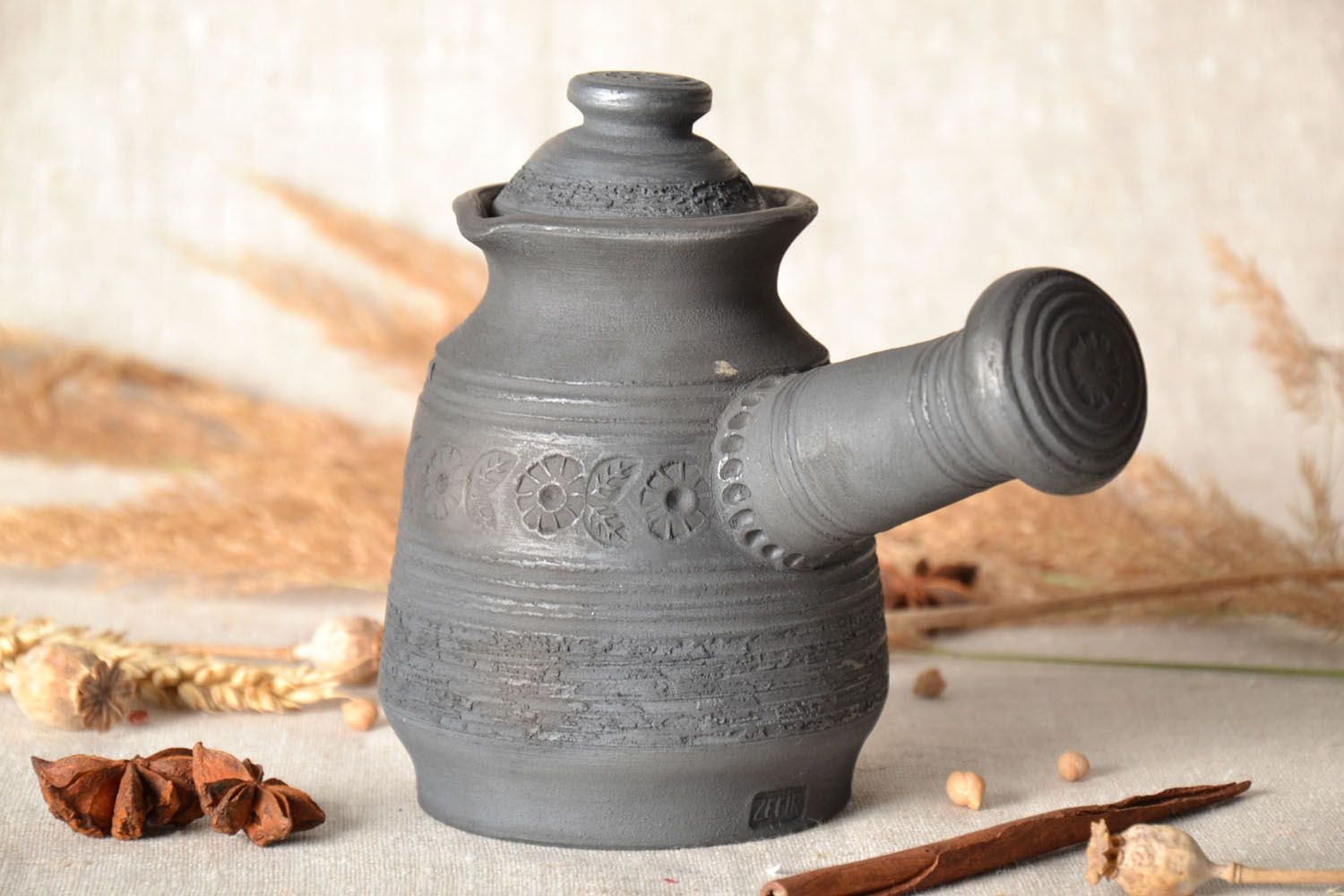 Türkische Kaffeekanne aus Keramik foto 1