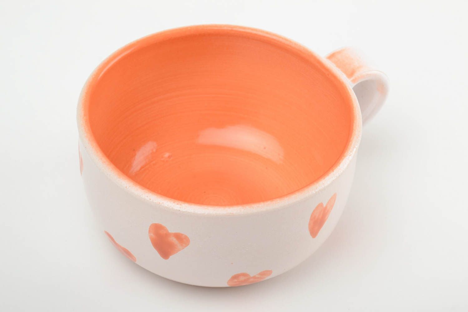 XXL ceramic coffee cup in white and orange color with heart pattern and handle photo 2