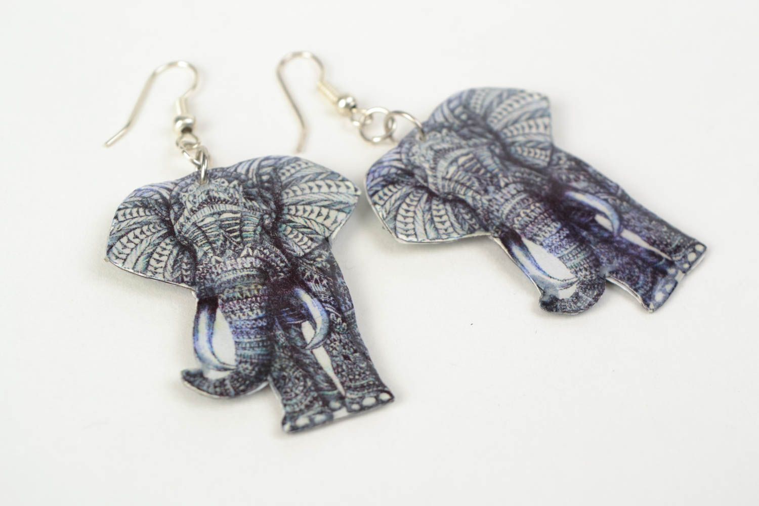 Originelle handgemachte Ohrringe mit Elefanten aus Polymerton in Decoupage Technik  foto 4