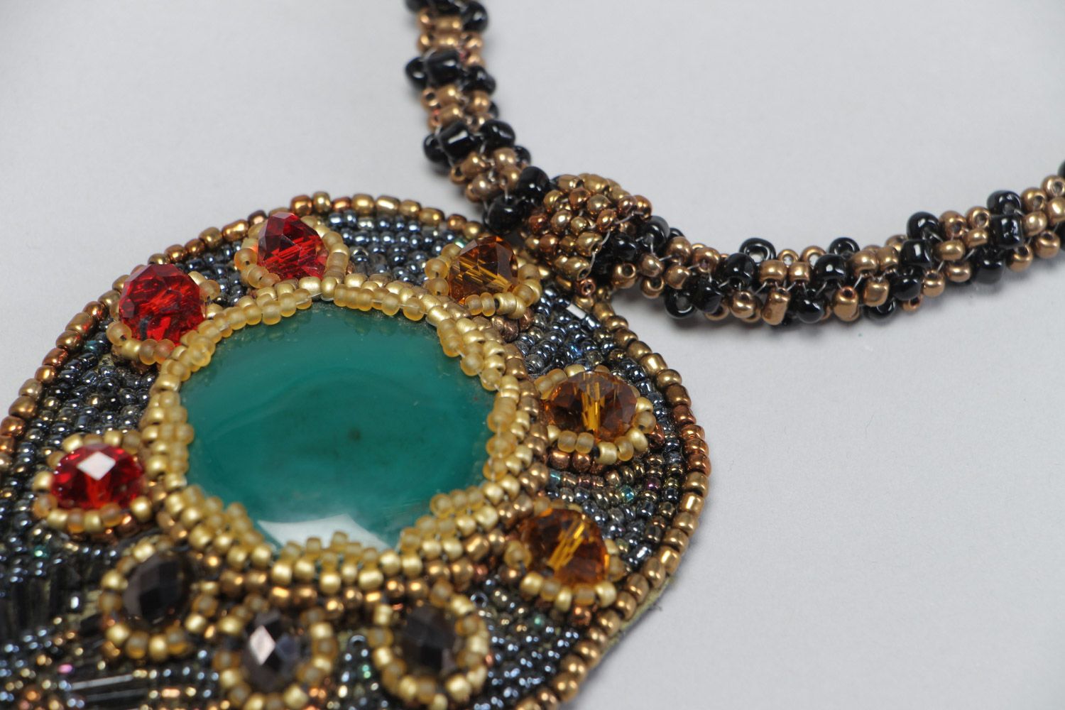 Handmade beaded pendant with natural nephrite for women Turkish Cucumber photo 4