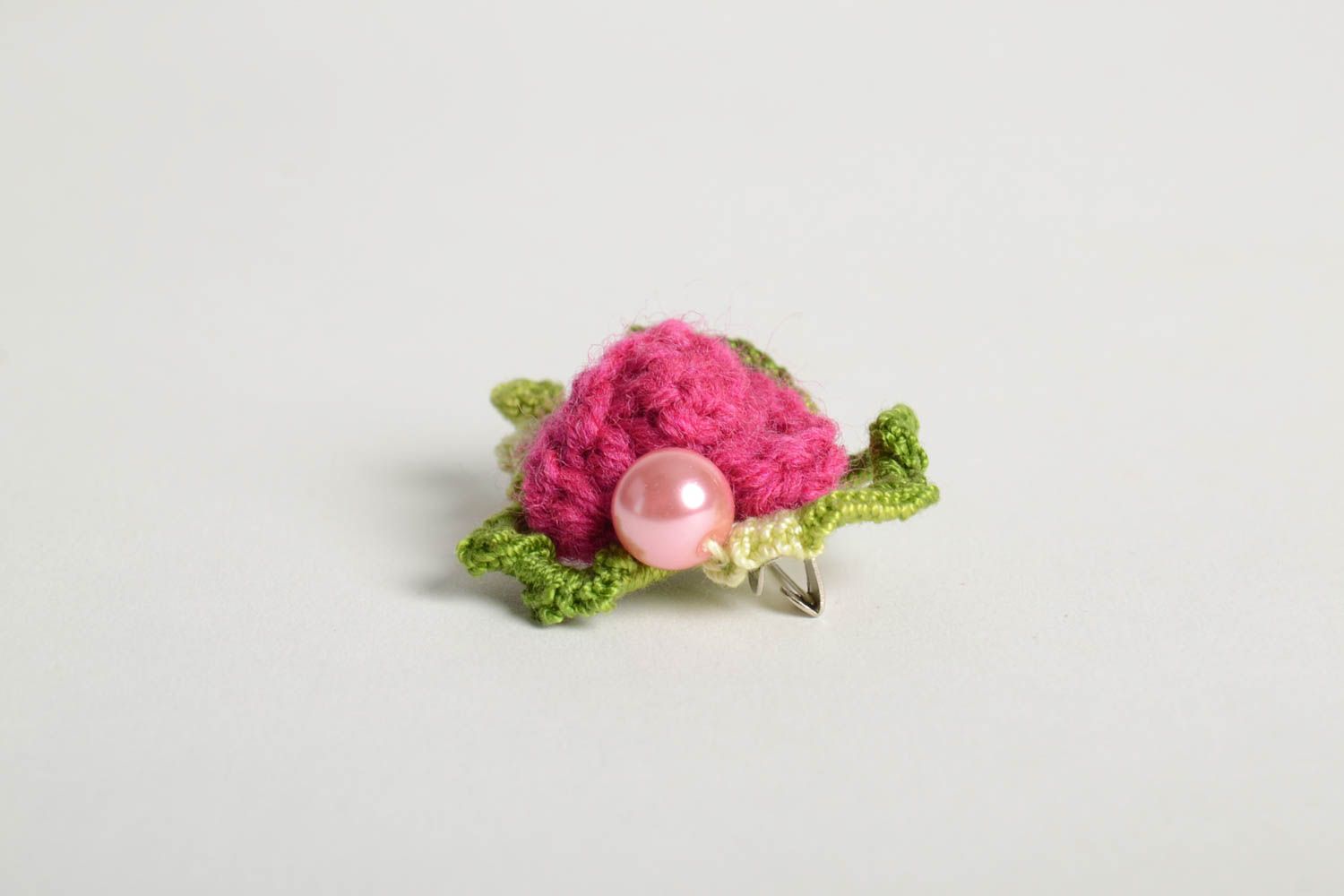 Broche fleur Bijou fait main abstraction Accessoire femme tricot crochet photo 5