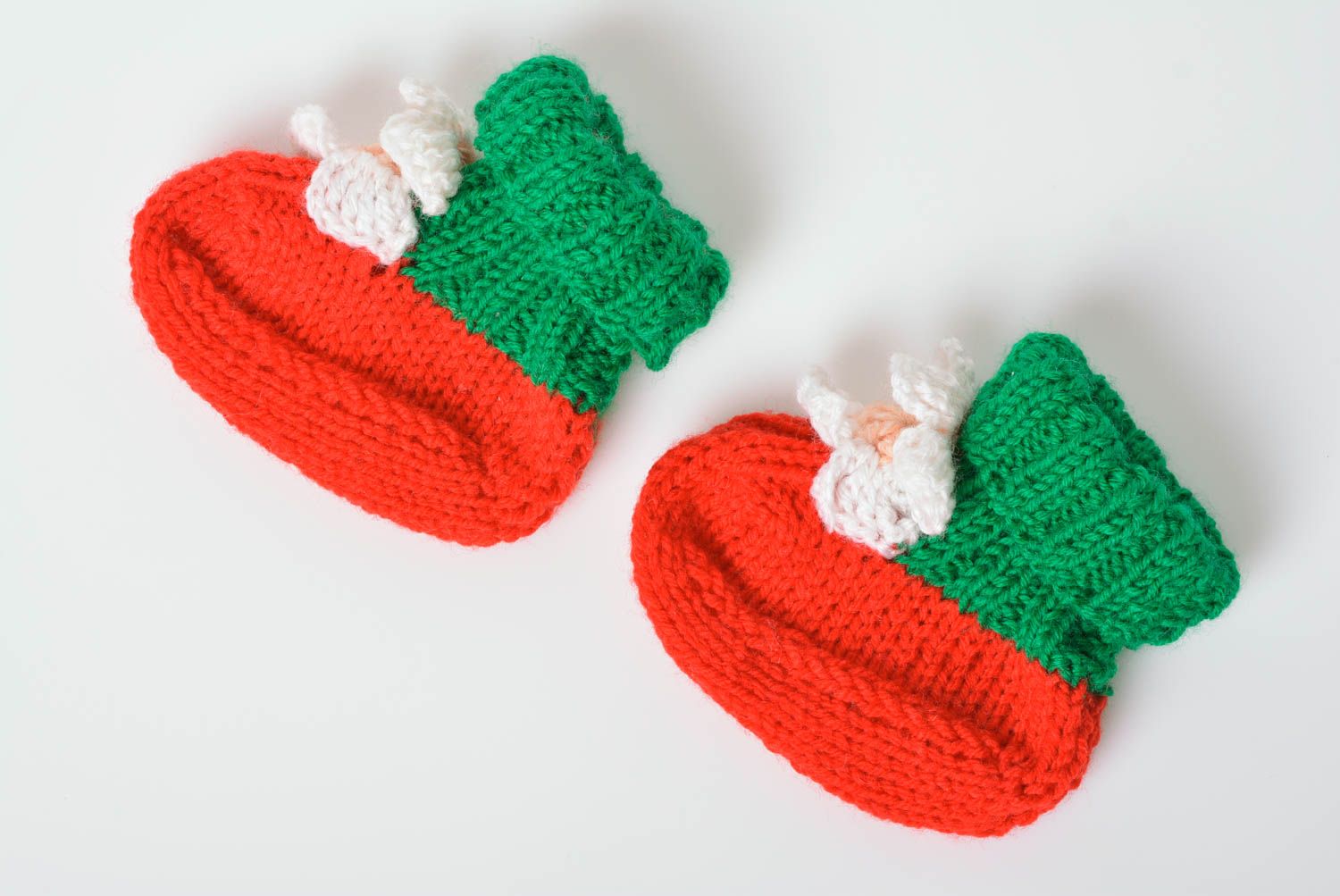 Chaussons bébé tricotés faits main en demi-laine originaux design de créateur photo 4