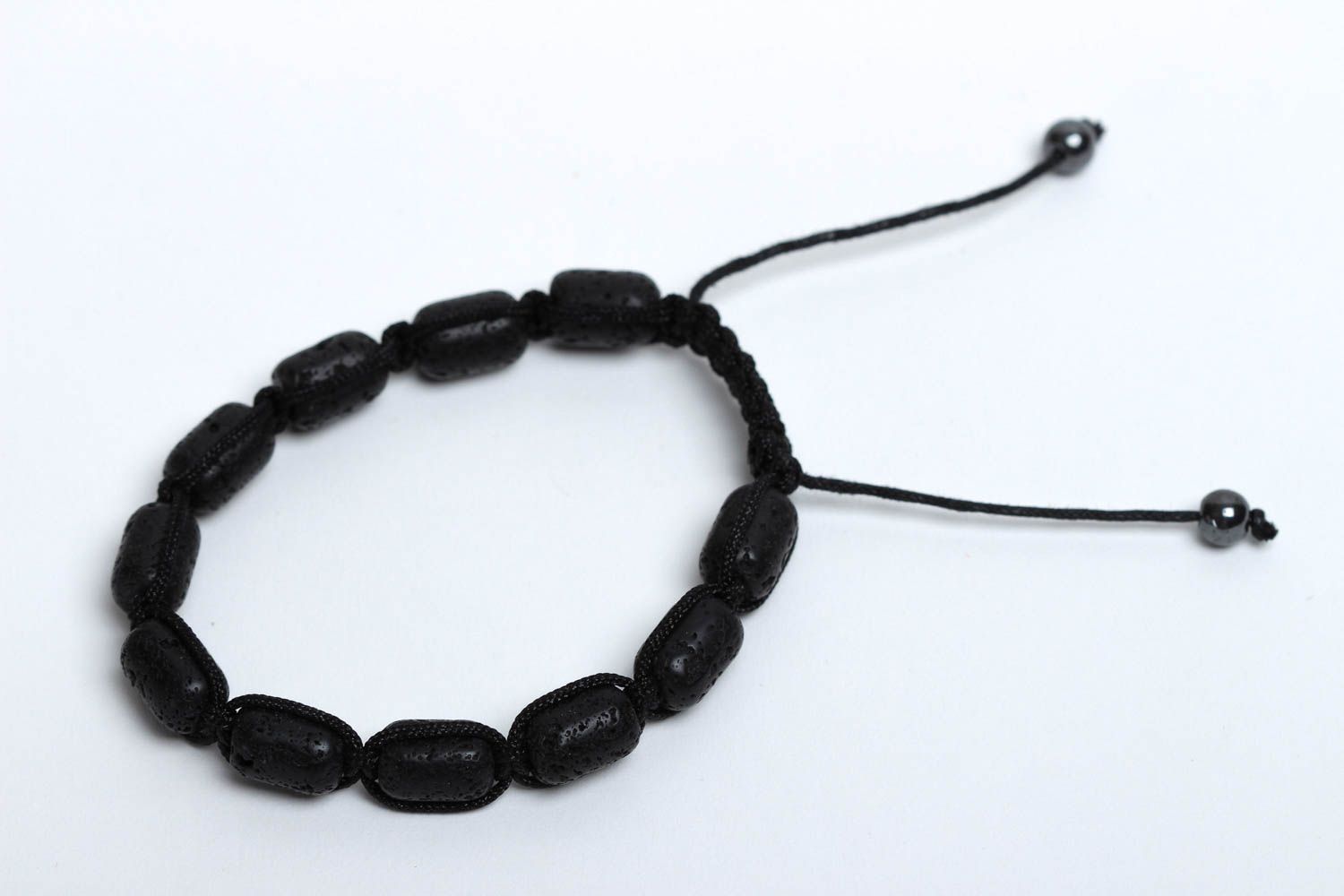Bracelet pierre de lave Bijou fait main noir design Accessoire mode Cadeau femme photo 2