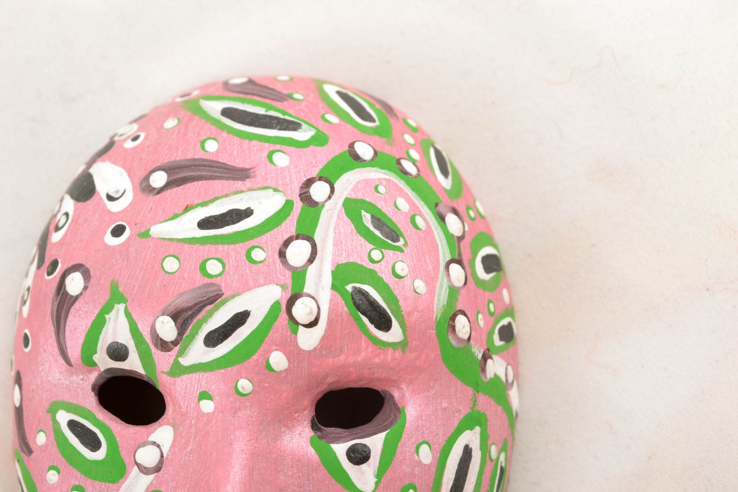 Сувенирная маска с яркой росписью ручная работа  фото 3