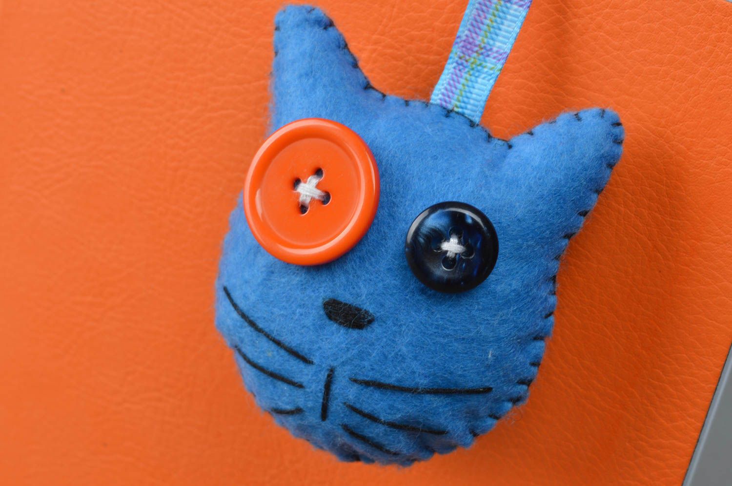 Handmade designer ribbon bookmark with soft charm blue felt cat with button eyes photo 2
