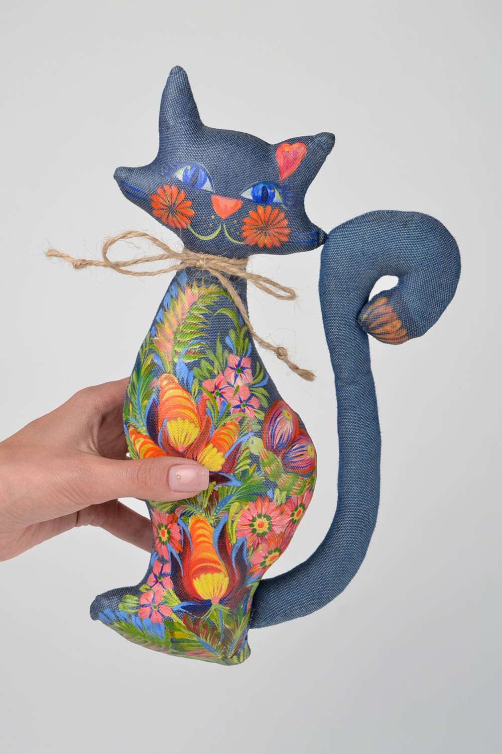 Peluche chat en jean Jouet fait main peint à la gouache Cadeau pour enfant photo 2