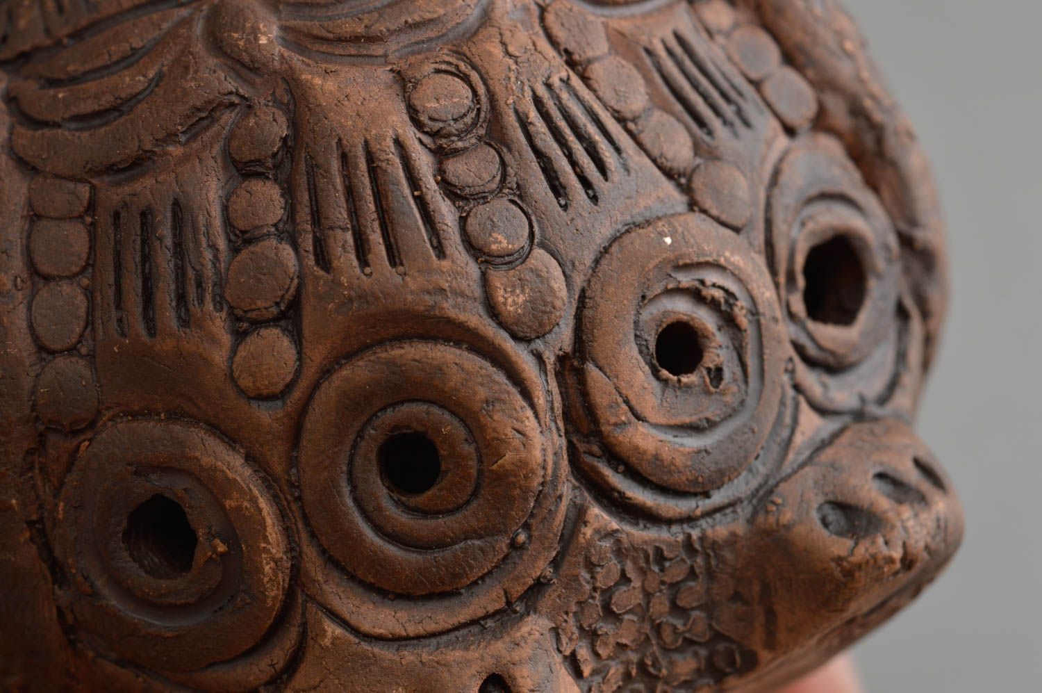 Sifflet en céramique brun en forme de hibou jouet populaire fait main original photo 5