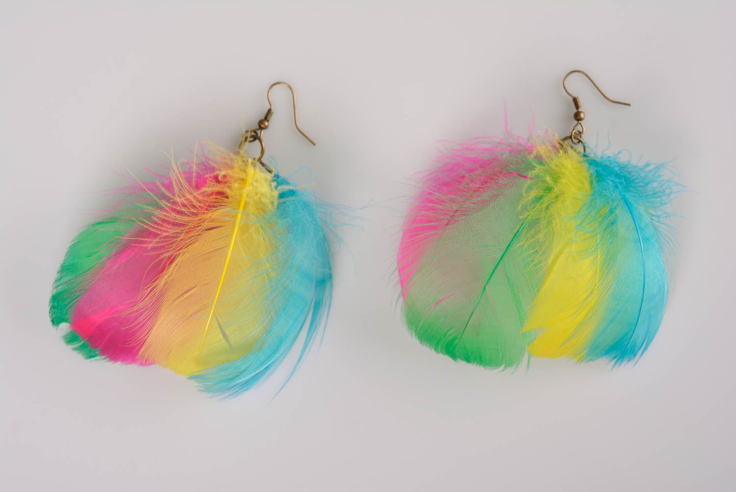 Unusual bright beautiful handmade earrings made of colorful feathers photo 4
