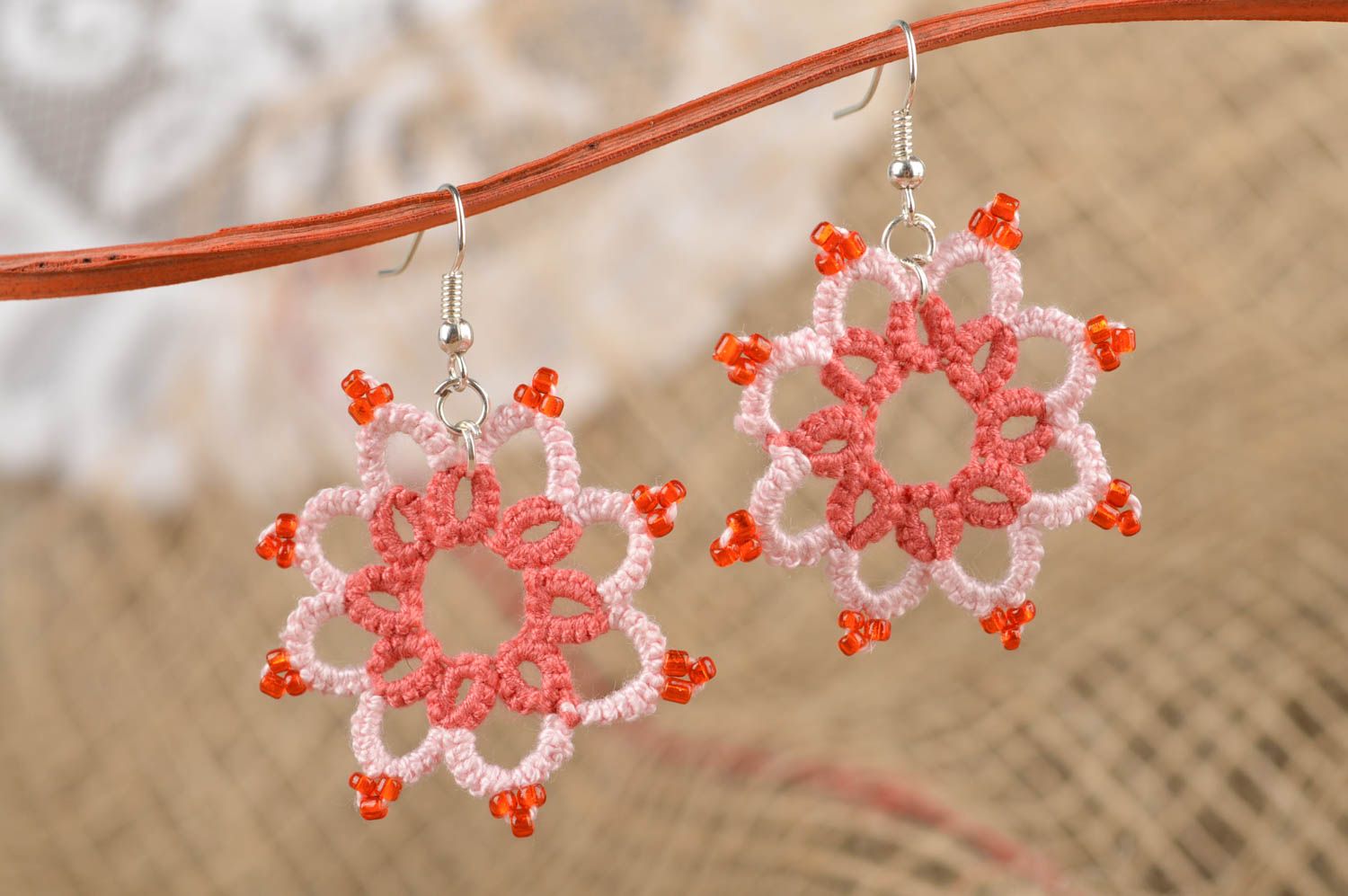 Beautiful handmade woven earrings tatting ideas beaded earrings jewelry designs photo 1