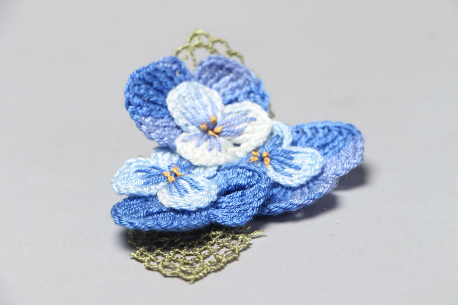 Blue crochet brooch with flowers photo 2