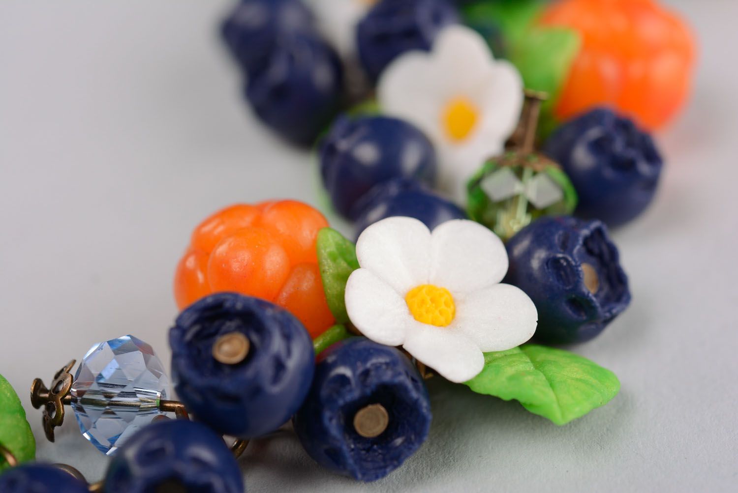 Plastic bracelet with flowers and berries photo 5