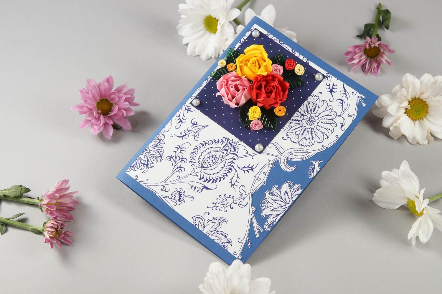 Handmade Karte mit Blumen ausgefallenes Geschenk schöne Grusskarte zart foto 1