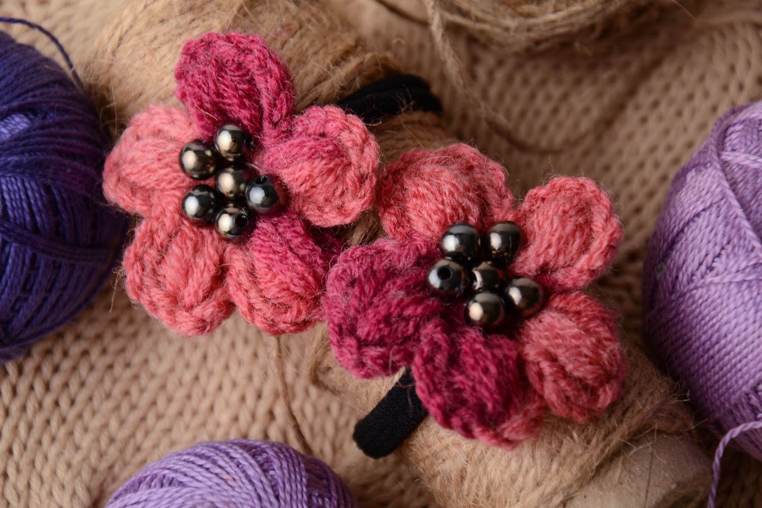 Set of scrunchies with flowers photo 1