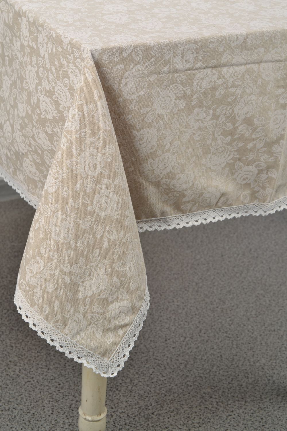 Festive rectangular tablecloth with lace White Rose photo 1