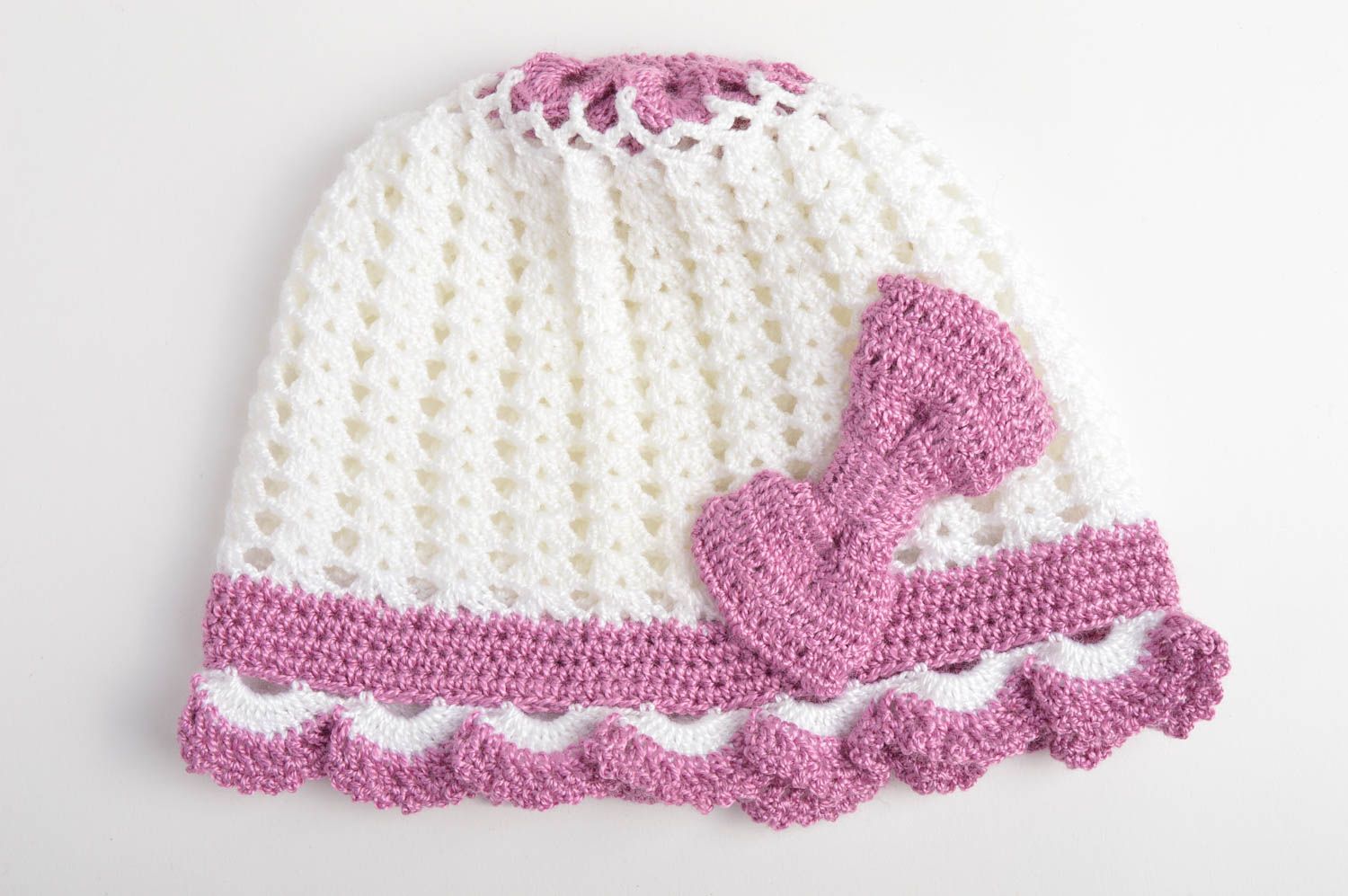 Bonnet tricot fait main Chapeau au crochet polyacrylique blanc Vêtement fille photo 3
