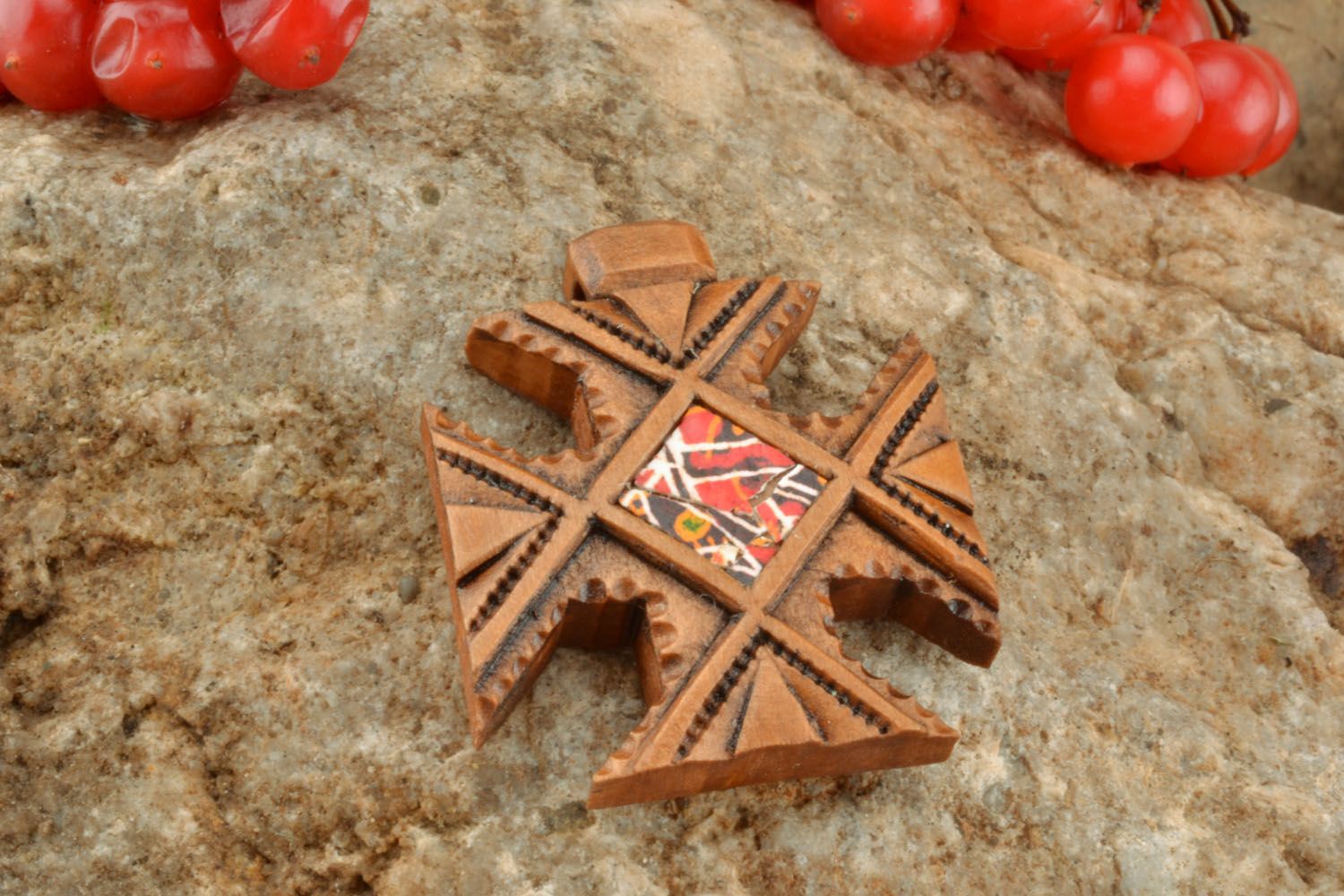 Carved cross pendant inlaid with egg shell photo 1