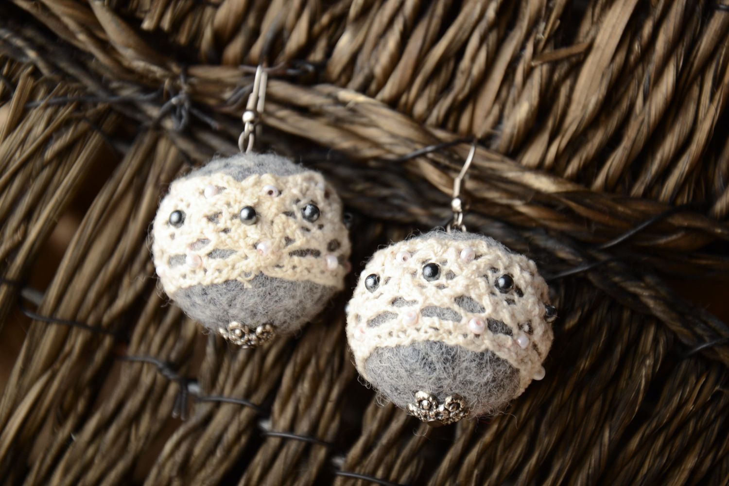 Wool felted earrings Lacy Sphere photo 1