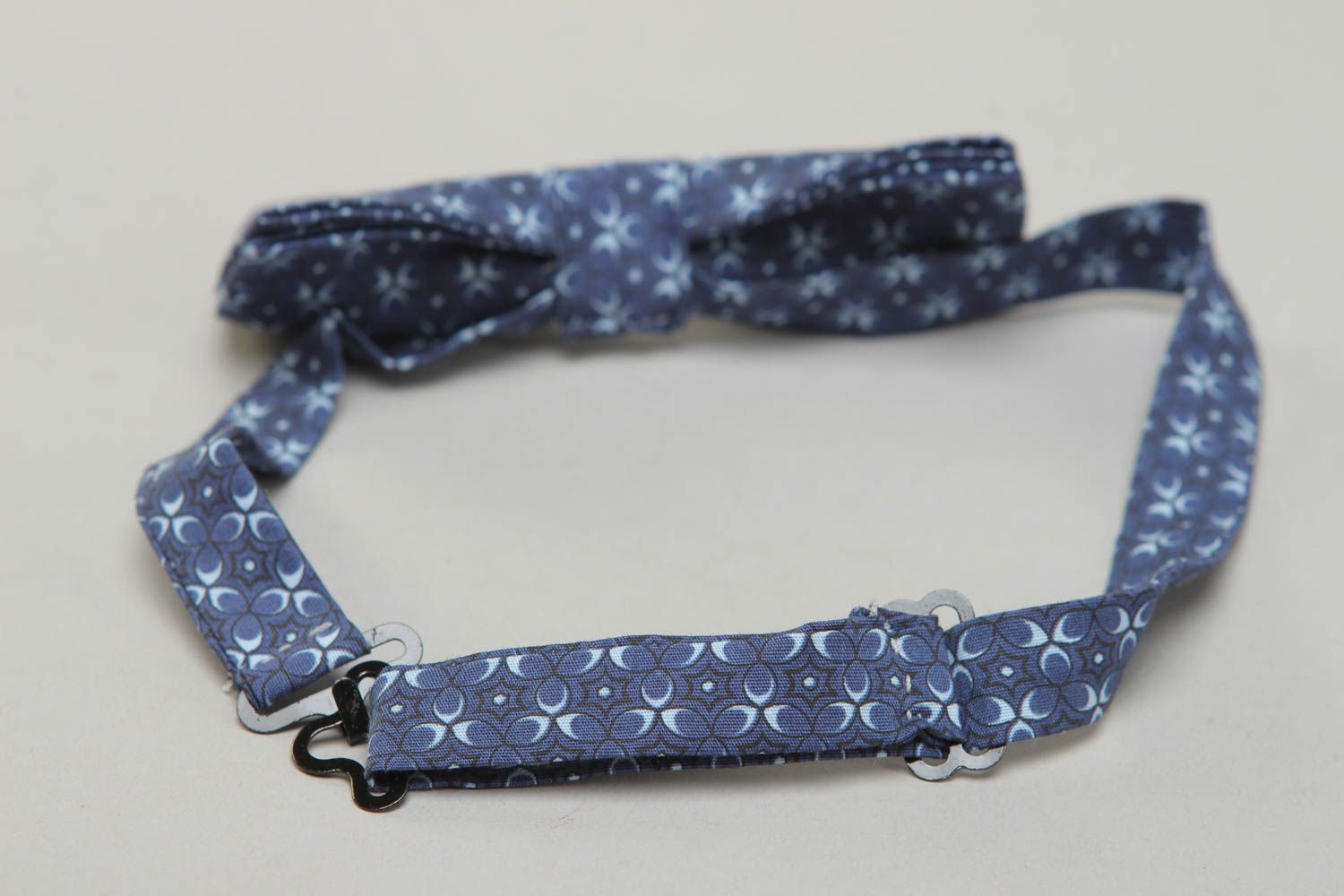 Blue handmade fabric bow tie photo 3