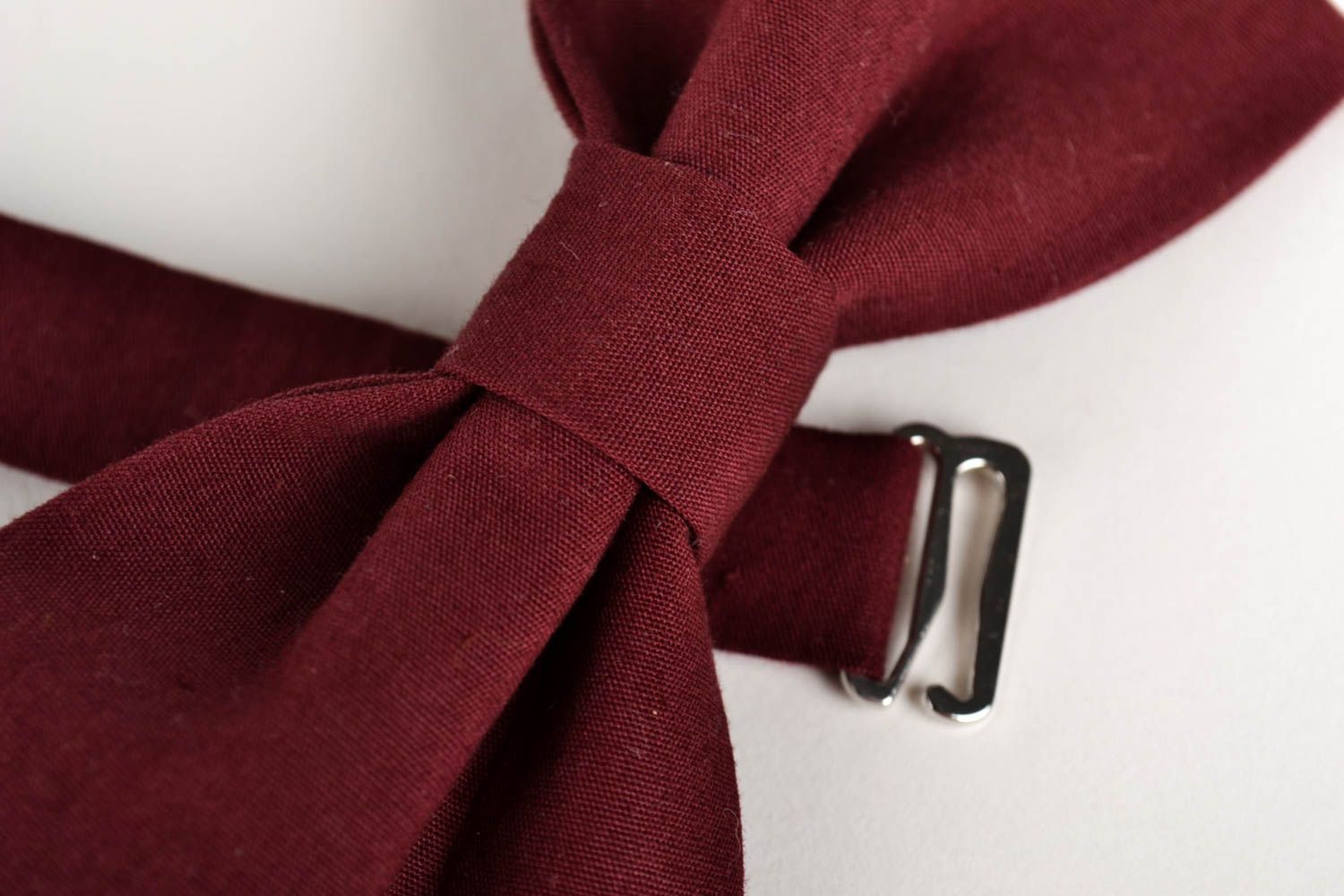 Corbata de lazo de tela artesanal pajarita moderna burdeos accesorio unisex foto 4