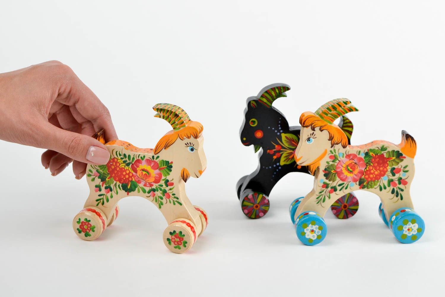 Jouets en bois fait main Figurines en bois Cadeau original pour enfant 3 pièces photo 2