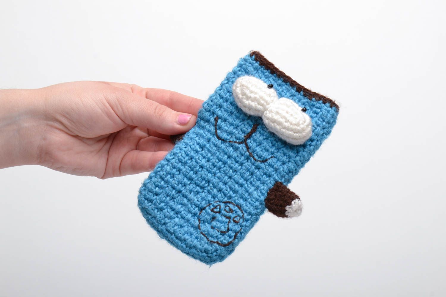 Crochet phone case in the shape of cat photo 5
