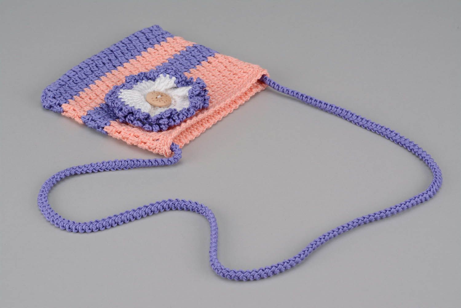 Crocheted baby purse with flower photo 2