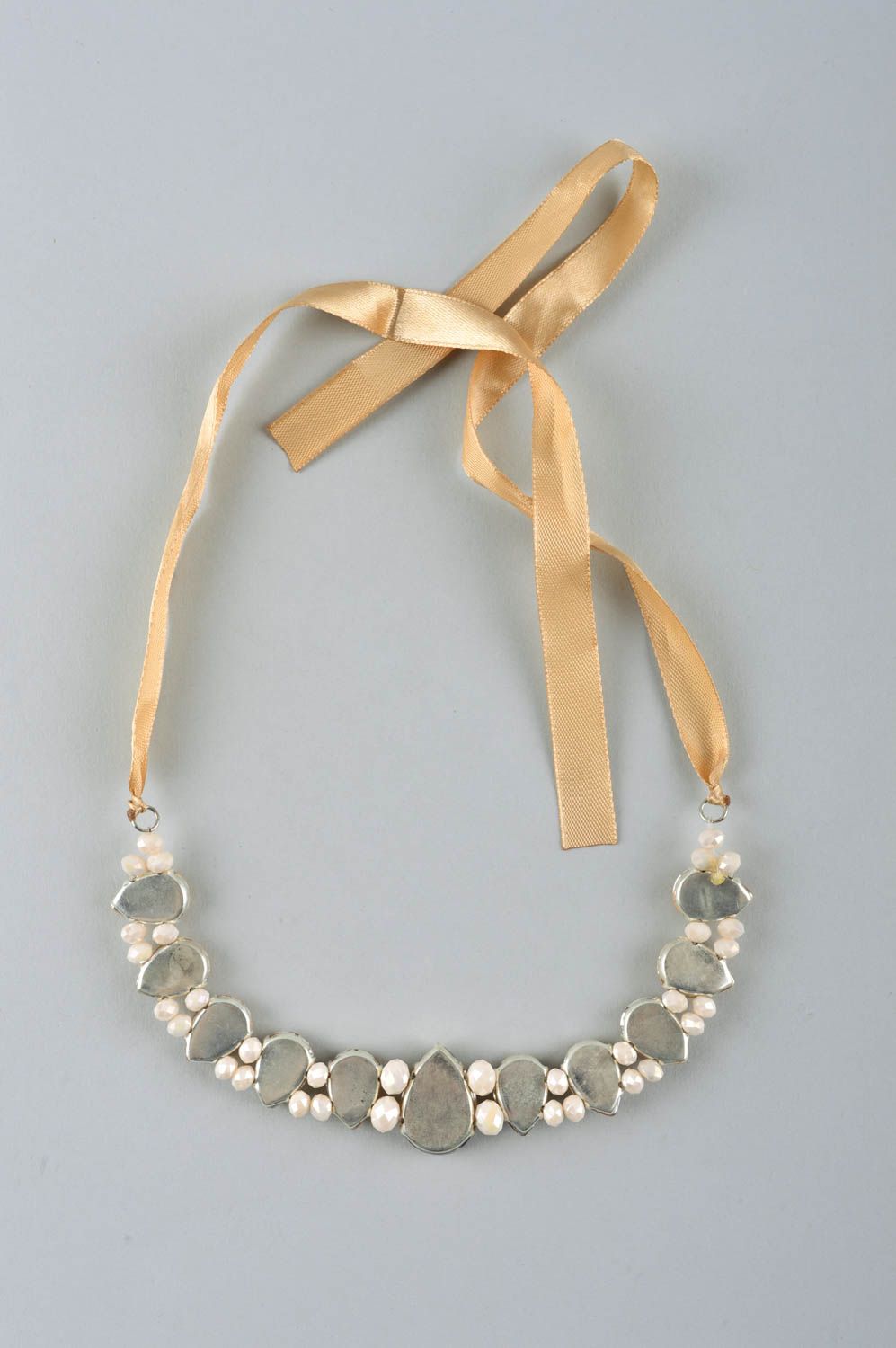 Handmade beige Damen Collier Modeschmuck Halskette Accessoire für Frauen foto 5