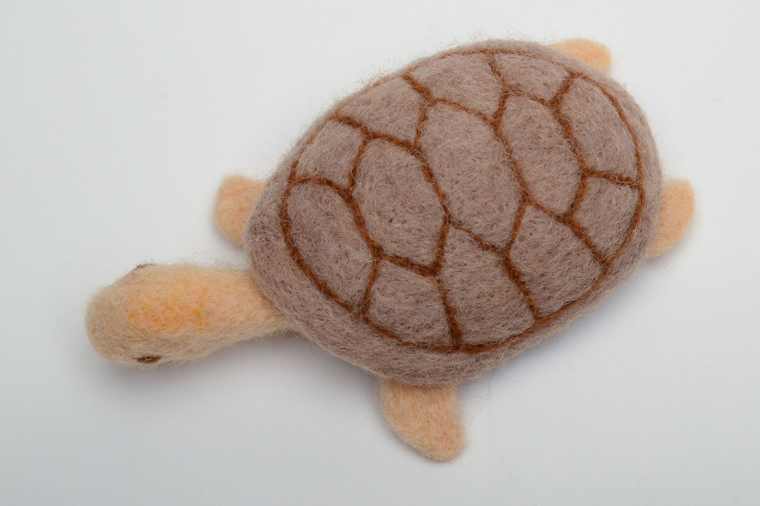 Handmade Stofftier Schildkröte aus Filzwolle foto 3