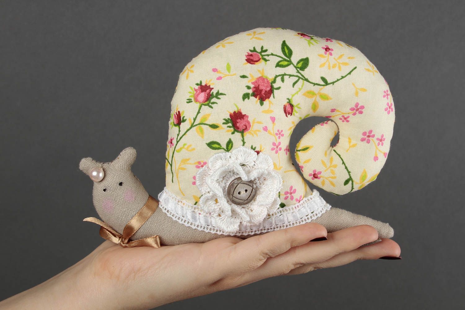 Schnecke Kuscheltier originelles Geschenk handgemachtes Kuscheltier schön foto 2