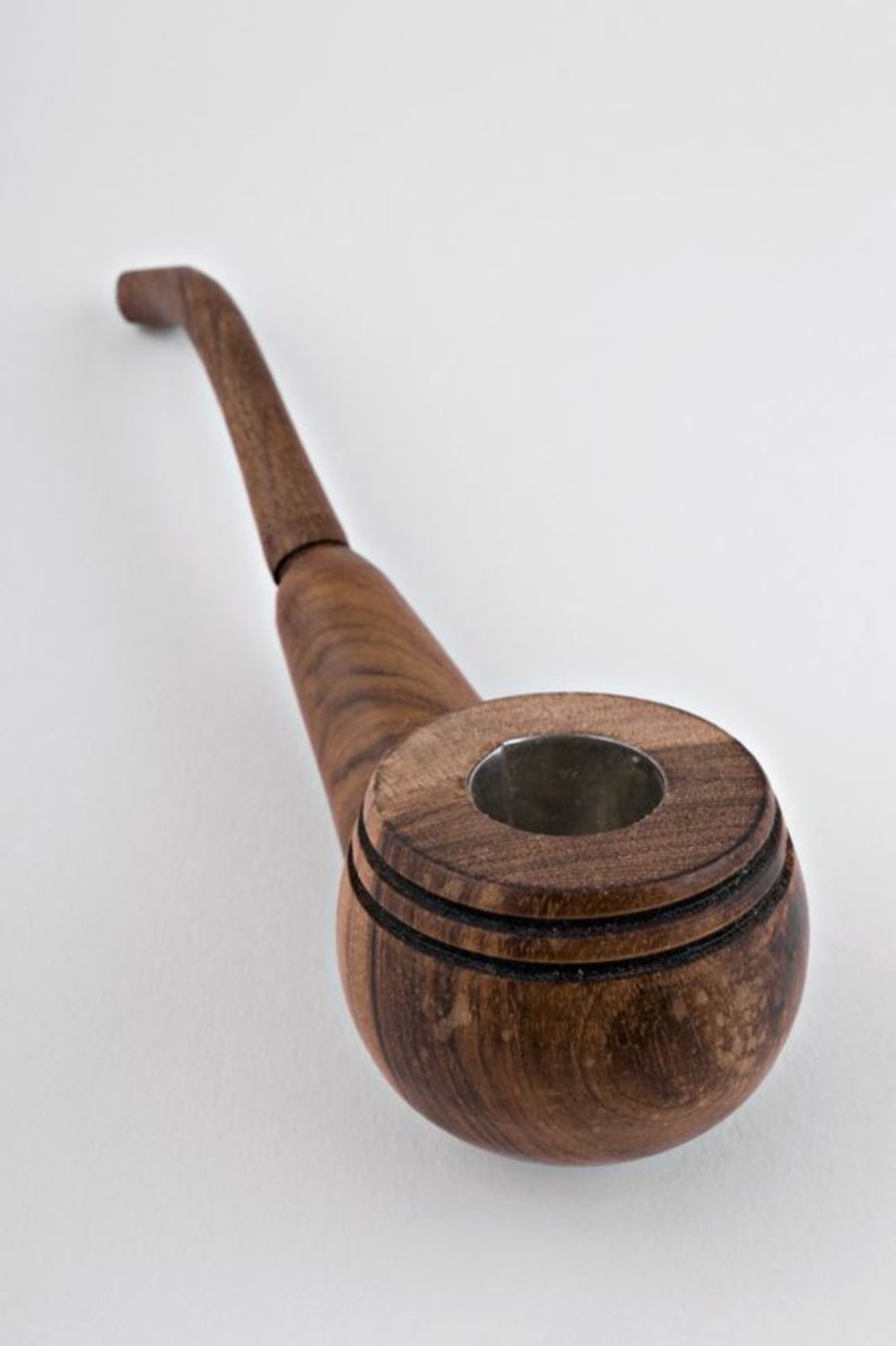 Decorative smoking pipe made of wood for decorative use only photo 2