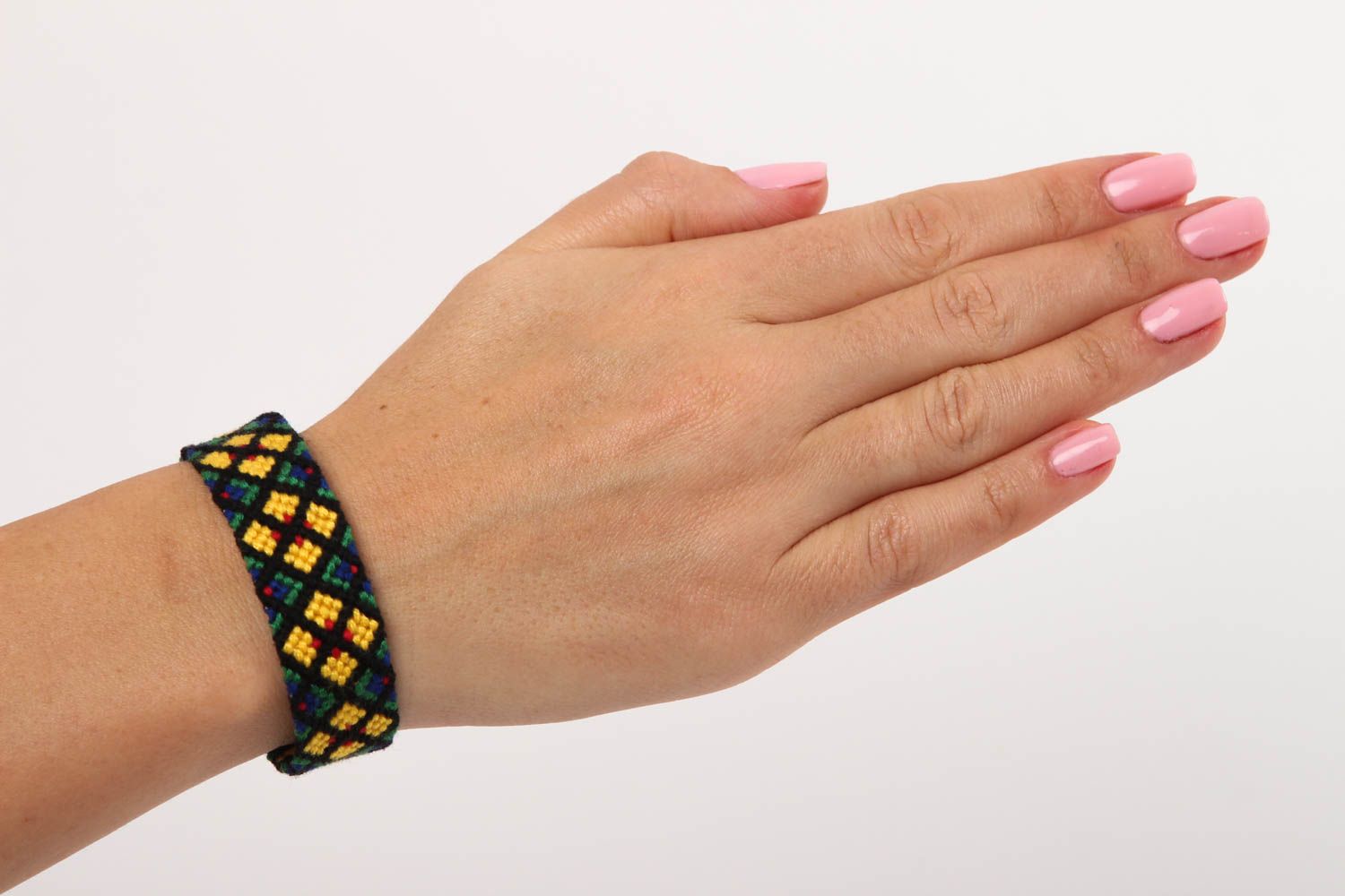 Bracelet multicolore Bijou fait main large tressé à motif Cadeau pour femme photo 5