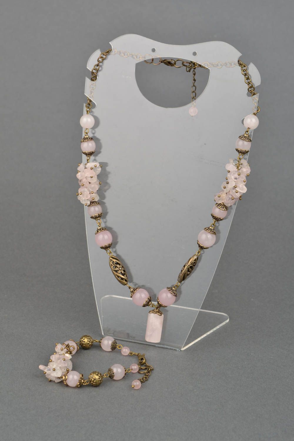 Handmade necklace and bracelet with pink quartz photo 1